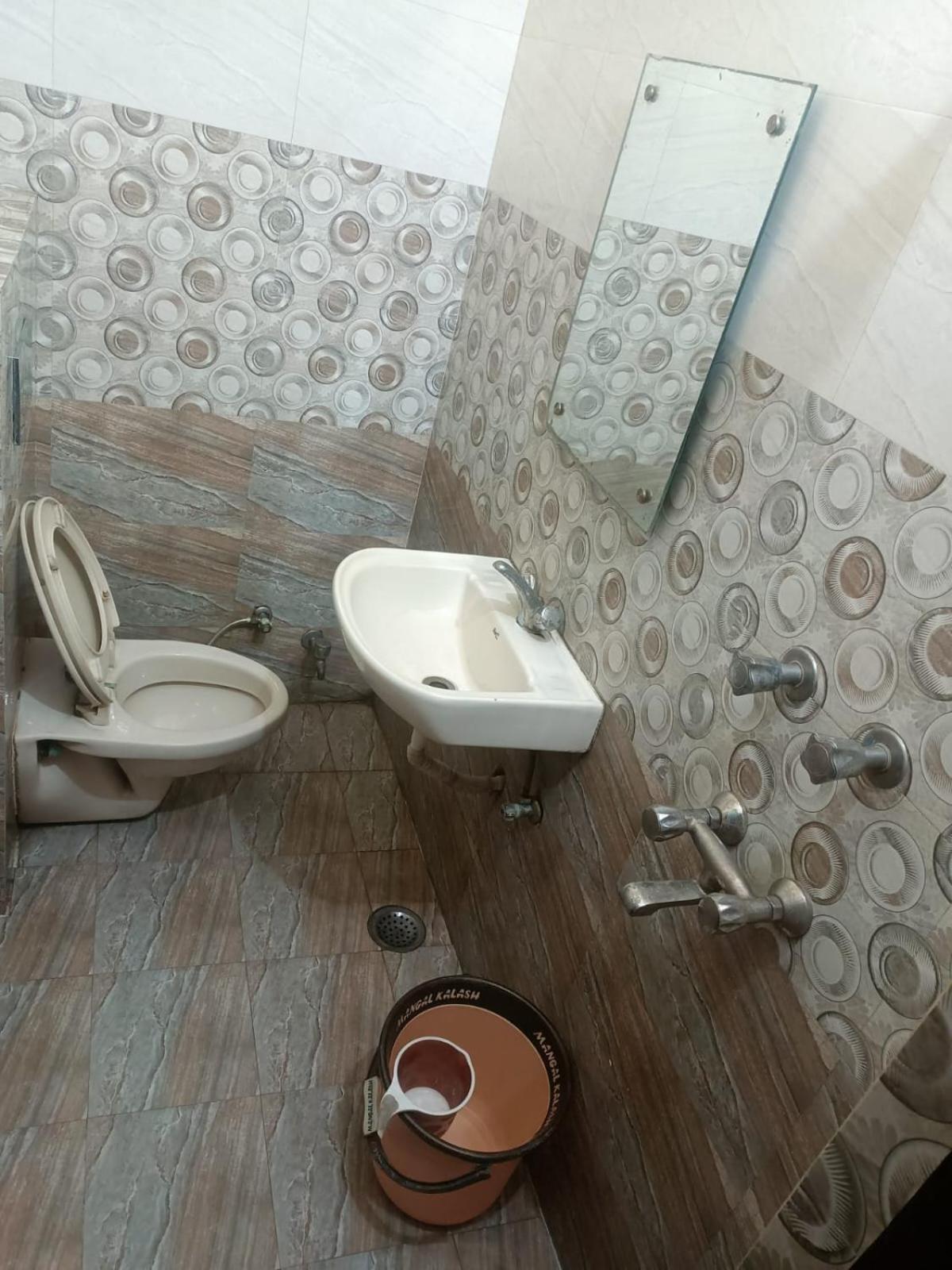 Hotel Park Avenue Lucknow Bagian luar foto